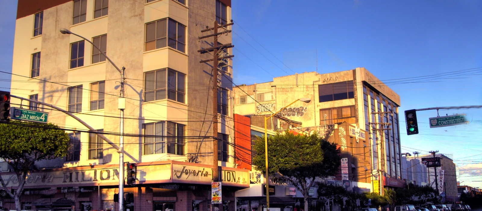 Esquina de Calle Cuarta y Avenida Constitución, Zona Centro, Tijuana