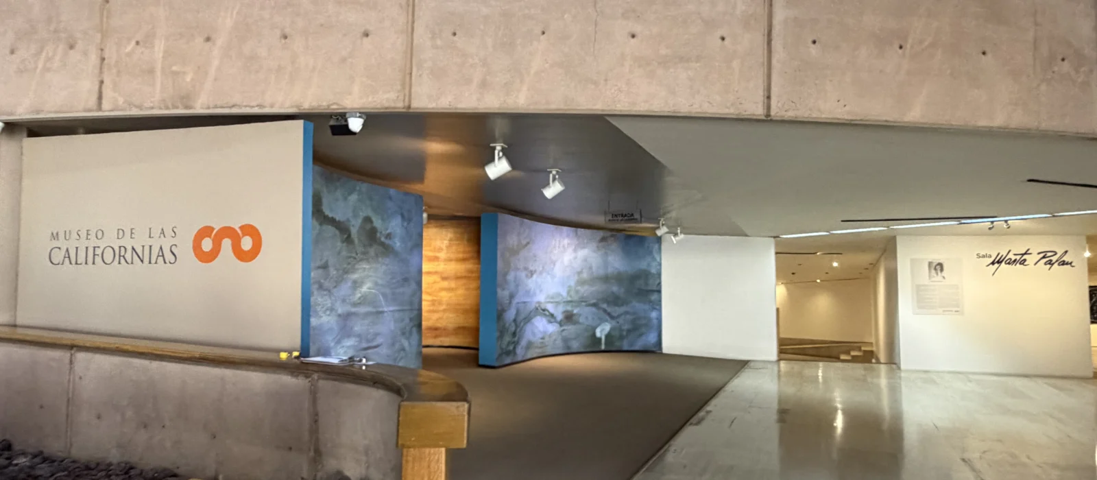 Centro Cultural Tijuana (CECUT), en la Colonia Zona Río, Tijuana